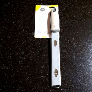 Fine Grater & Zester